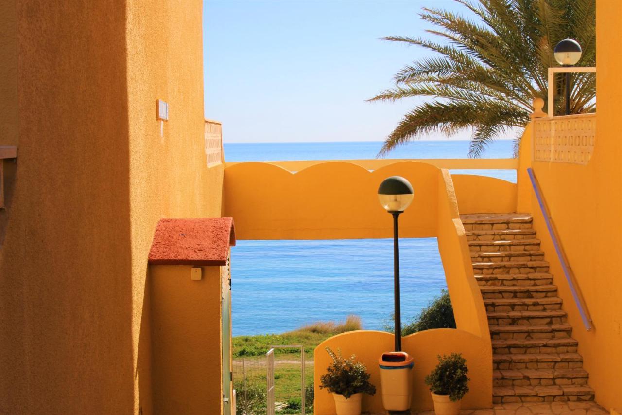 Bungalo En Primera Linea De La Playa 엘 캄펠로 외부 사진