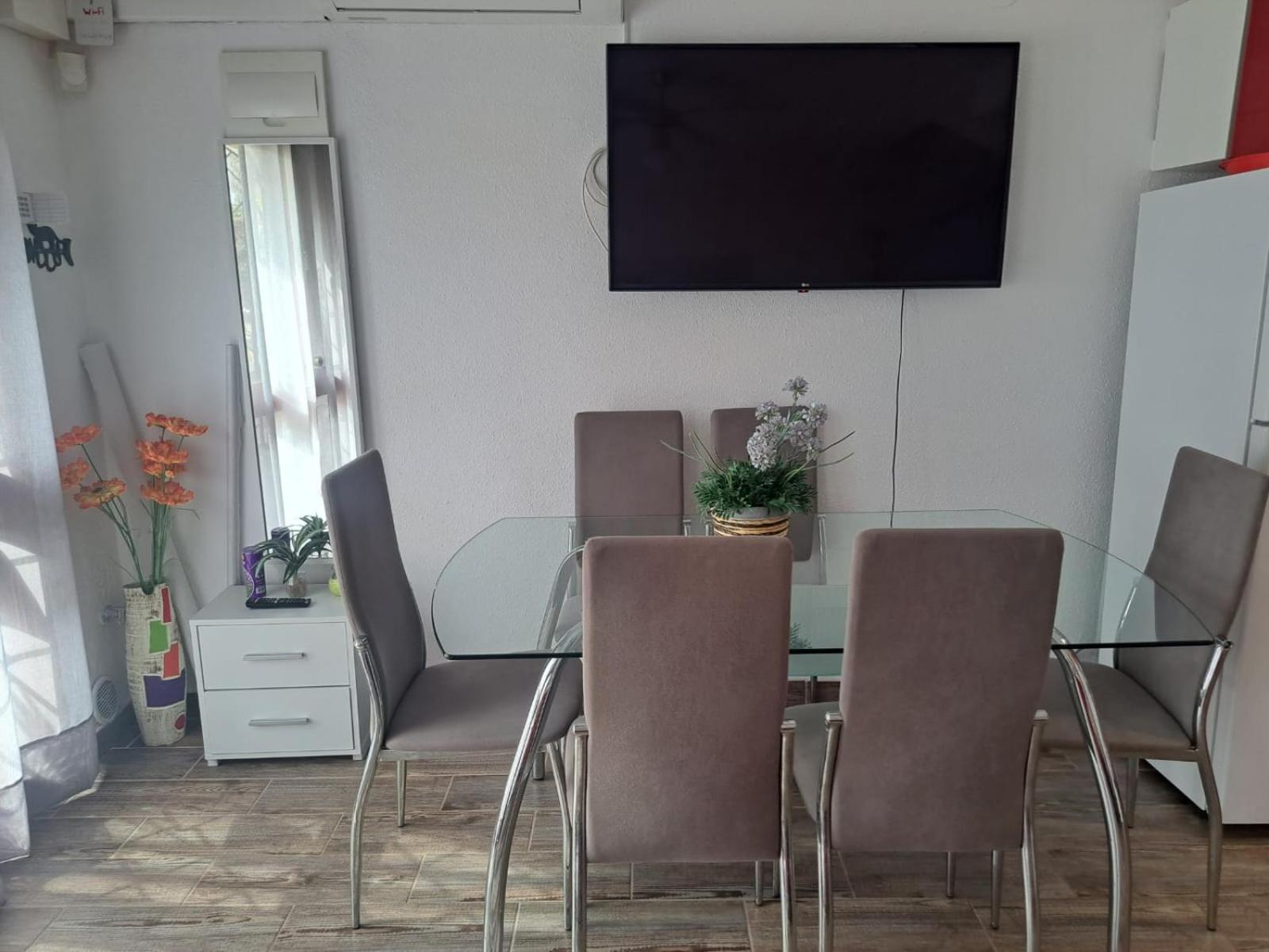Bungalo En Primera Linea De La Playa 엘 캄펠로 외부 사진